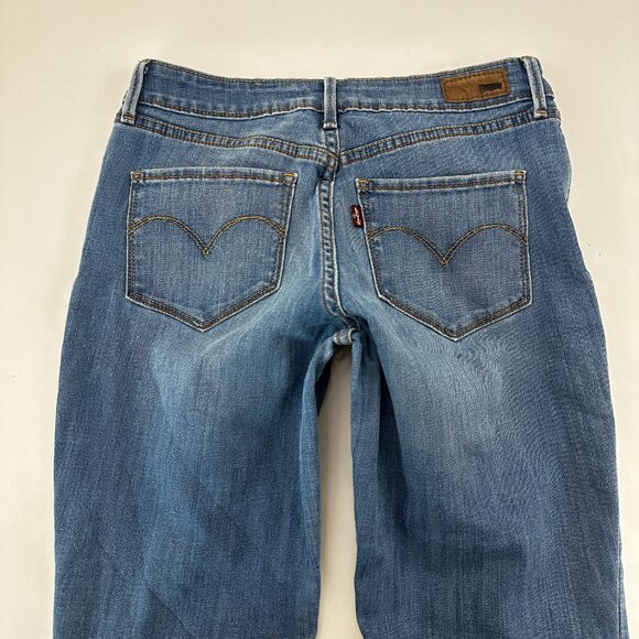 Levi's Bold Curve Classic Rise Slim Leg Women's size 6 Medium Blue Denim Jeans - Picture 4 of 4